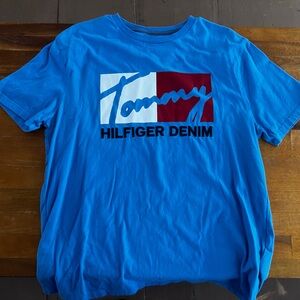 Tommy Hilfiger tee shirt